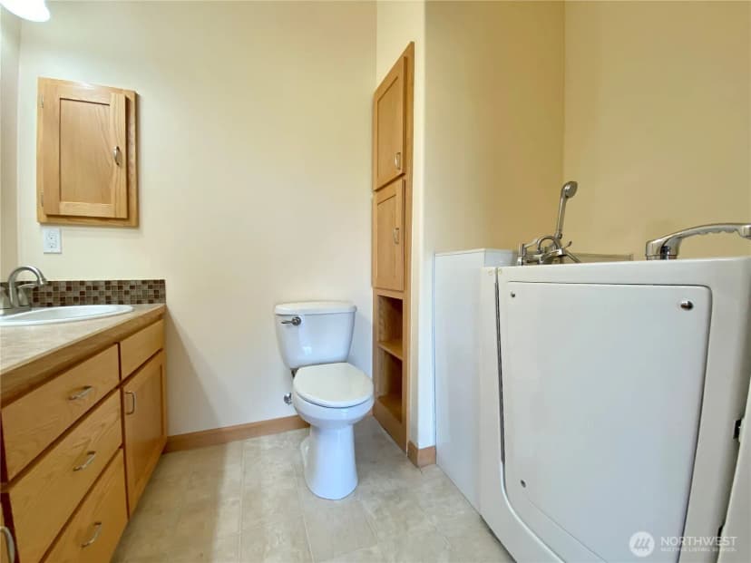 Property photo for 8021 Vialago Parkway, Zillah photo 12