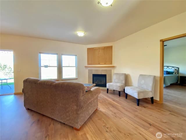 Property photo for 8021 Vialago Parkway, Zillah photo 4