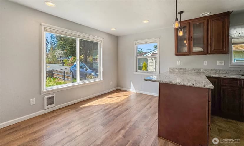 Property photo for 6421 Cypress Street, Everett photo 13