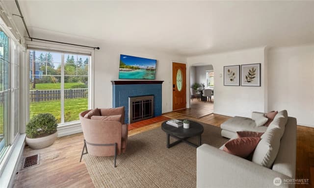 Property photo for 6421 Cypress Street, Everett photo 3