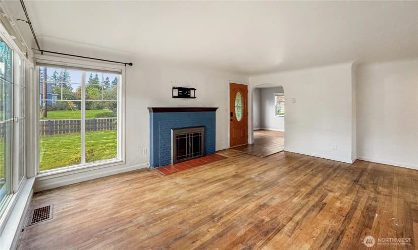 Property photo for 6421 Cypress Street, Everett photo 4