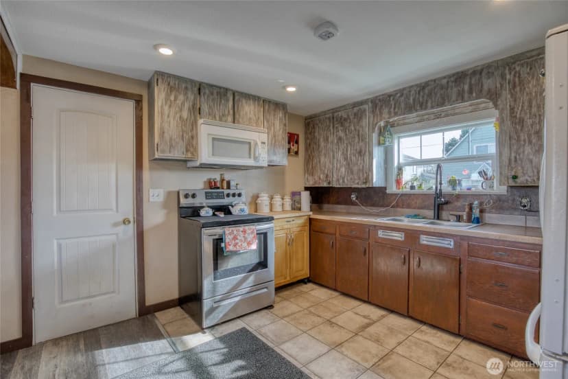 Property photo for 823 W 3rd Street, Aberdeen photo 13