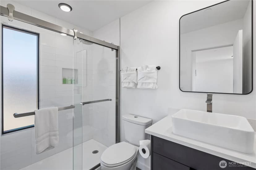 Property photo for 202 Rattlesnake Point Nw, Quincy photo 30