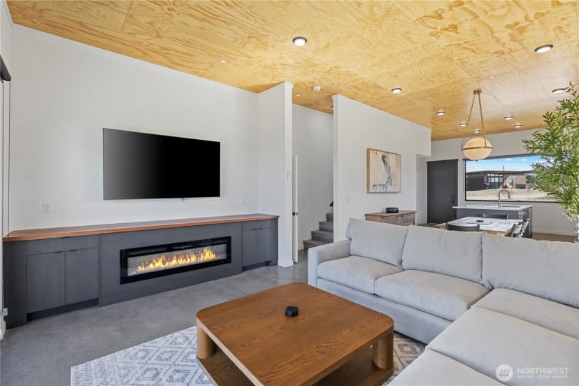 Property photo for 202 Rattlesnake Point Nw, Quincy photo 18