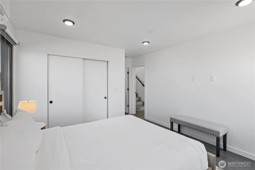 Property photo for 202 Rattlesnake Point Nw, Quincy photo 24
