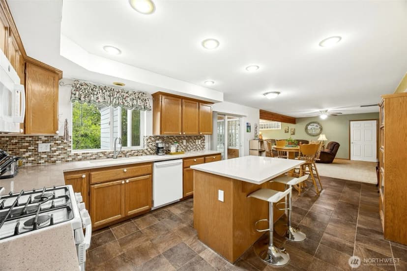 Property photo for 10705 189th Avenue E, Bonney Lake photo 15