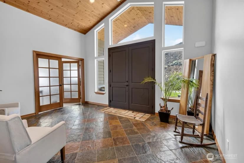 Property photo for 6696 Batterman Road, East Wenatchee photo 3