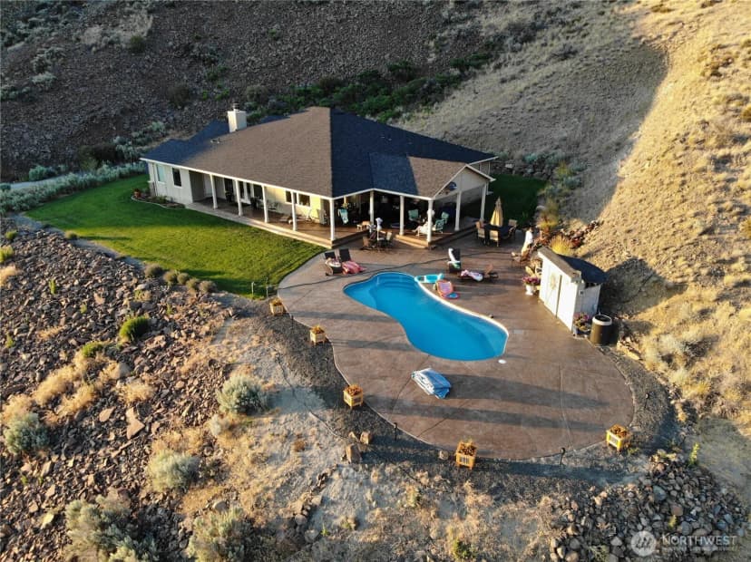 Property photo for 6696 Batterman Road, East Wenatchee photo 34
