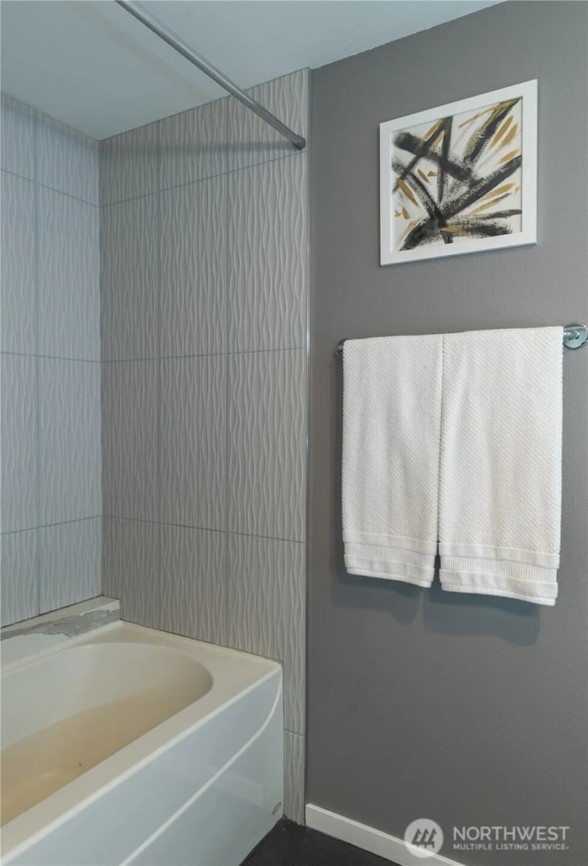 Property photo for 1188 106th Avenue Ne #427, Bellevue photo 11