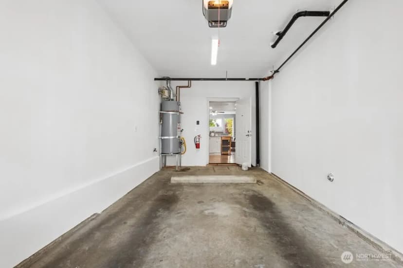 Property photo for 400 S 46th Place #b, Renton photo 26