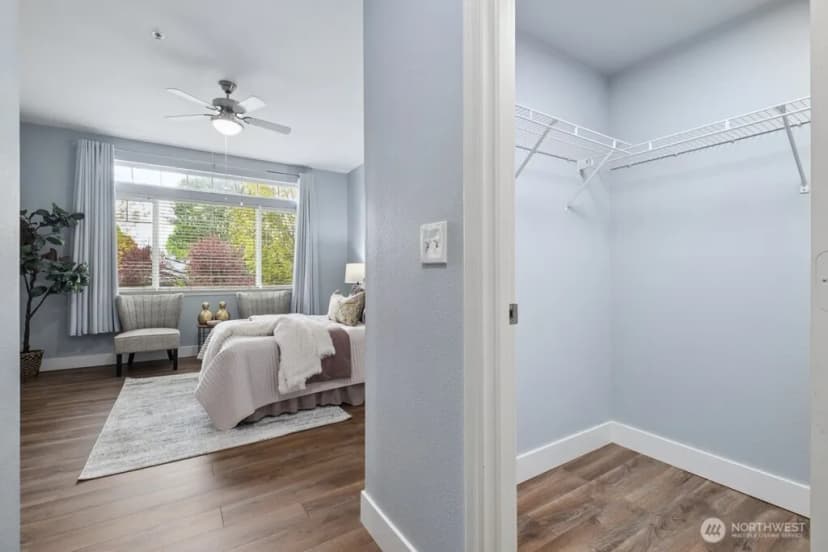 Property photo for 400 S 46th Place #b, Renton photo 18
