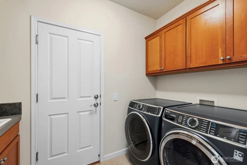 Property photo for 6323 Ne 130th Place, Kirkland photo 21