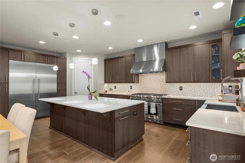 Property photo for 10351 Se 8th Street, Bellevue photo 11