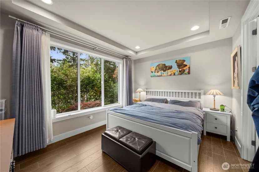 Property photo for 10351 Se 8th Street, Bellevue photo 16