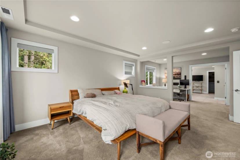 Property photo for 10351 Se 8th Street, Bellevue photo 22