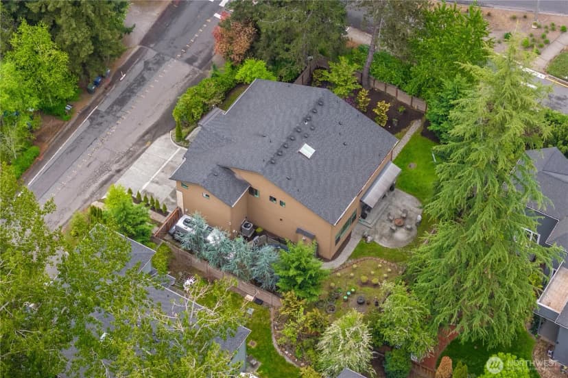 Property photo for 10351 Se 8th Street, Bellevue photo 37