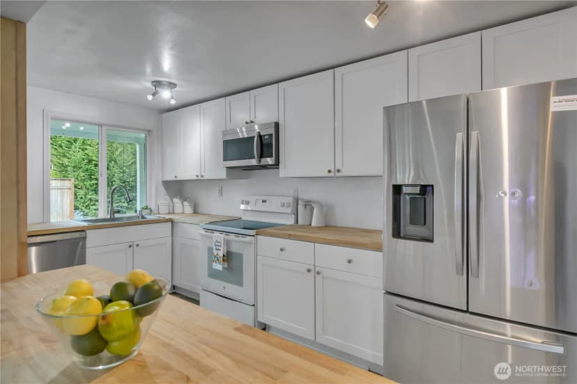 Property photo for 1508 121 Street S, Tacoma photo 13