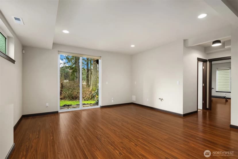 Property photo for 1414 Lake Roesiger Drive, Snohomish photo 18