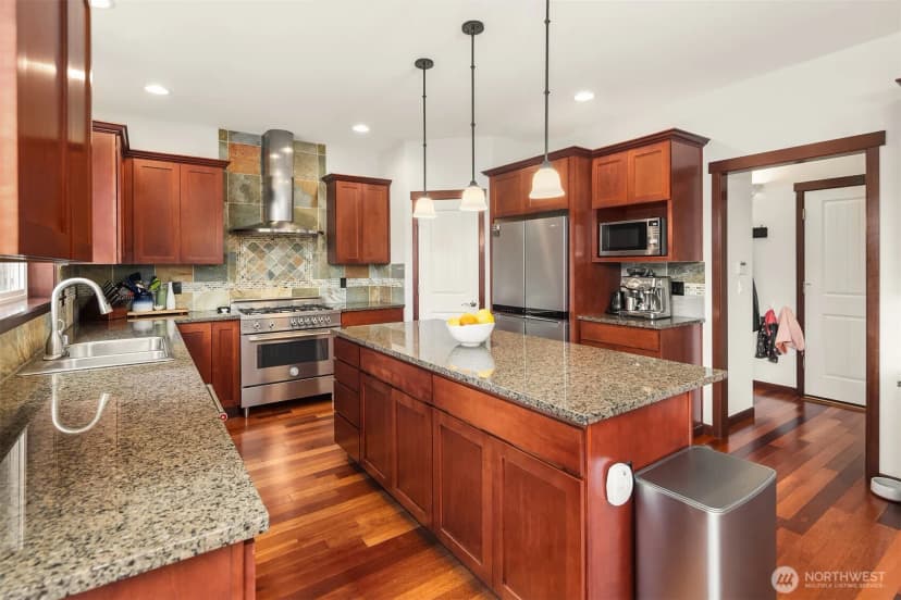 Property photo for 1414 Lake Roesiger Drive, Snohomish photo 14