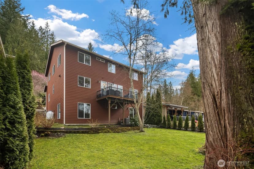 Property photo for 1414 Lake Roesiger Drive, Snohomish photo 31