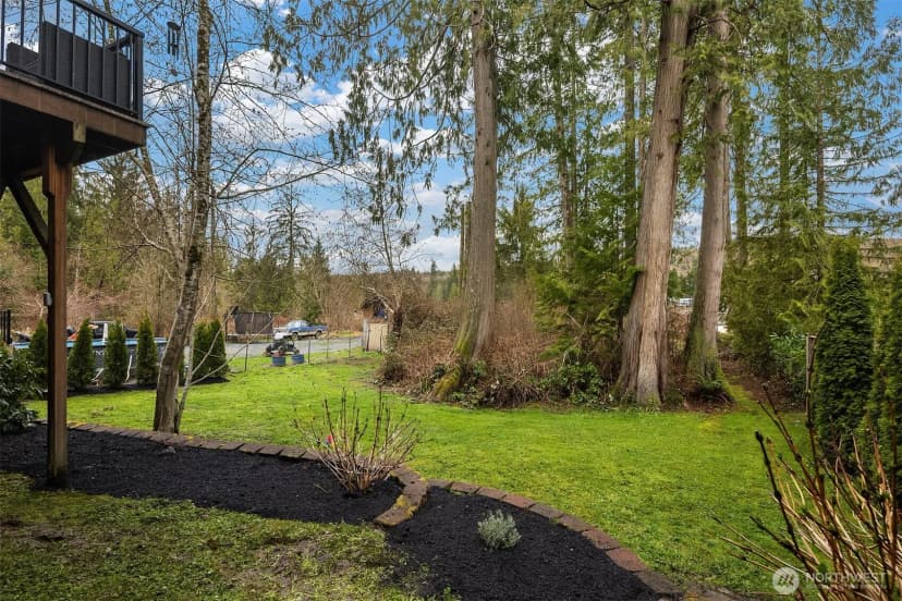 Property photo for 1414 Lake Roesiger Drive, Snohomish photo 33