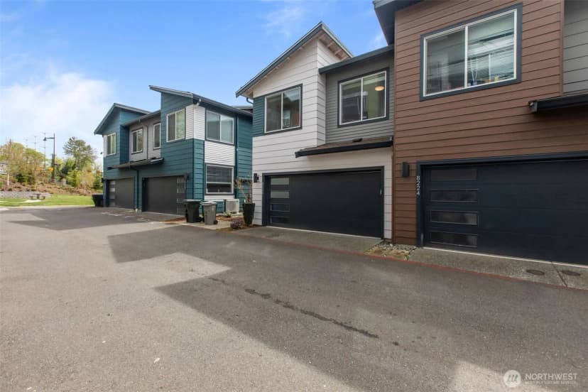 Property photo for 8226 S 132nd Street, Seattle photo 23