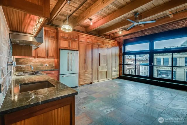Property photo for 97 S Jackson Street #508, Seattle photo 2