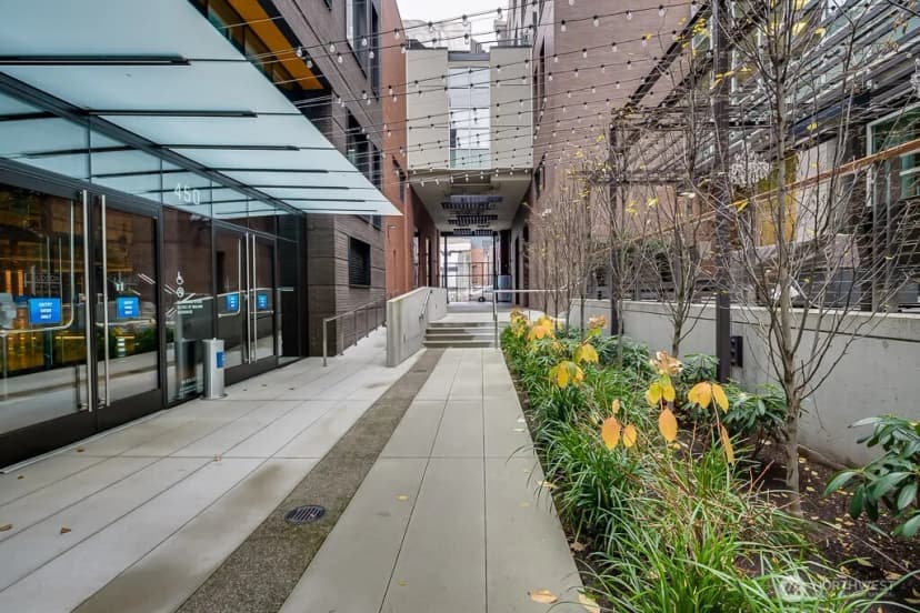 Property photo for 97 S Jackson Street #508, Seattle photo 11