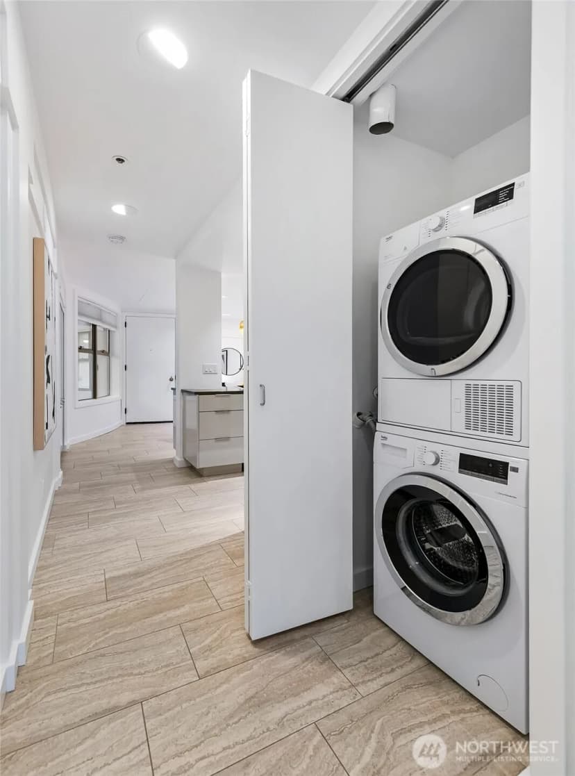 Property photo for 98 Union Street #514, Seattle photo 11