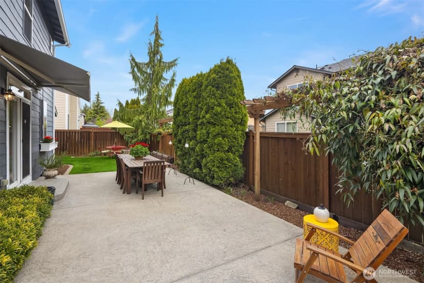 Property photo for 526 Rosario Avenue Ne, Renton photo 30
