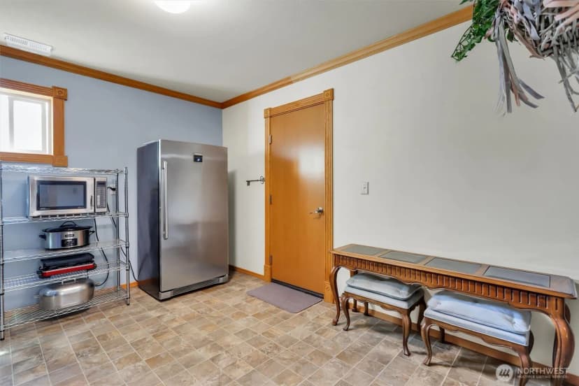 Property photo for 8611 79th Street Ne, Marysville photo 16