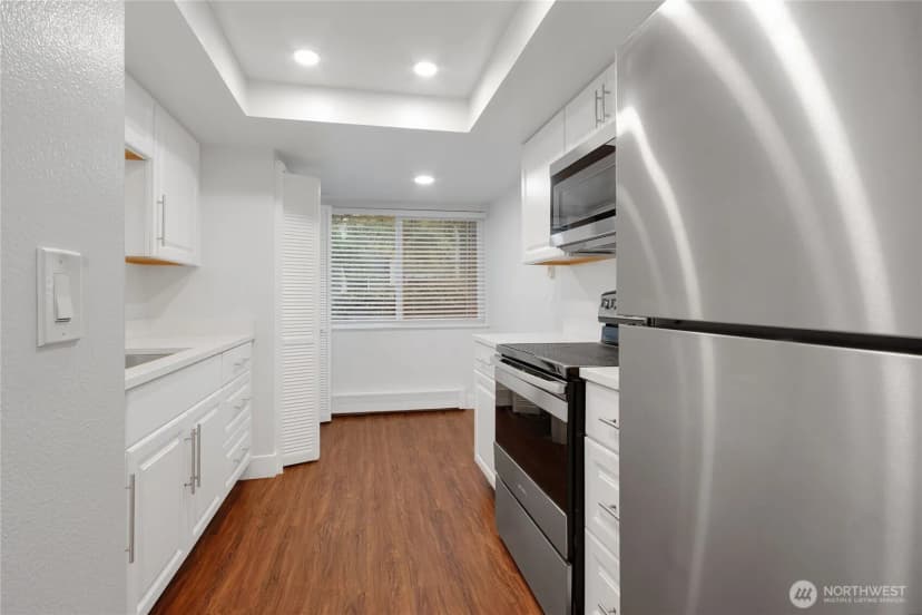 Property photo for 7425 Ruby Drive Sw #c6, Lakewood photo 8