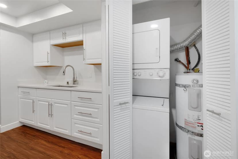 Property photo for 7425 Ruby Drive Sw #c6, Lakewood photo 11