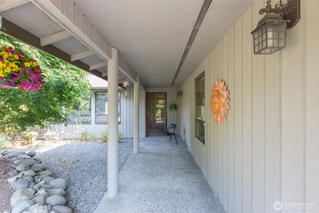 Property photo for 191 Sunland Drive, Sequim photo 2