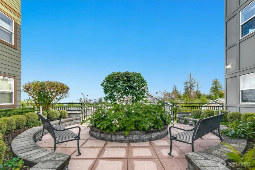 Property photo for 1880 25th Avenue Ne #413, Issaquah photo 19
