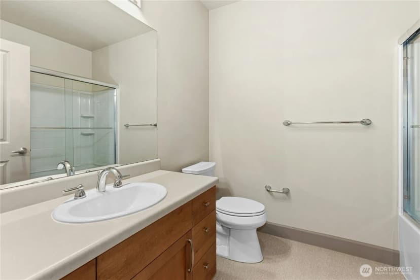 Property photo for 1880 25th Avenue Ne #413, Issaquah photo 17