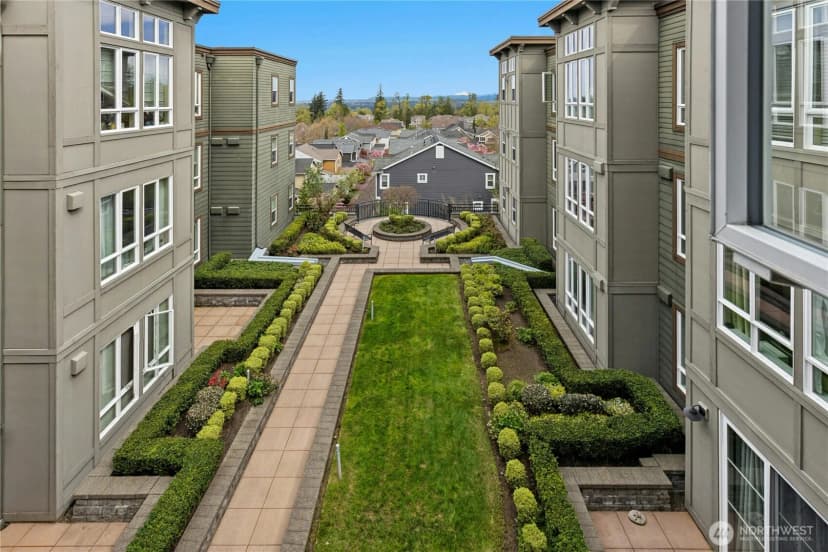 Property photo for 1880 25th Avenue Ne #413, Issaquah photo 21