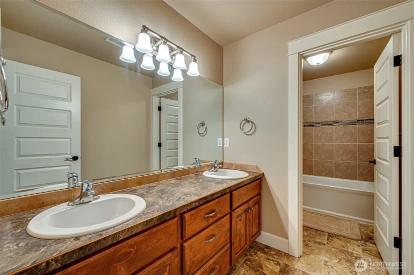 Property photo for 200 Pineridge Drive, Woodland photo 26