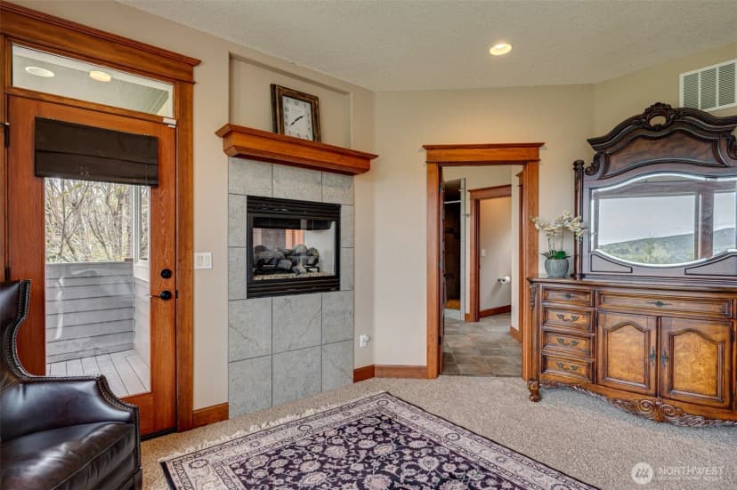Property photo for 200 Pineridge Drive, Woodland photo 14