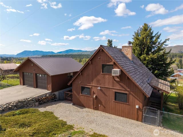 Property photo for 417 Perry Street, Winthrop
