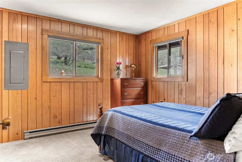 Property photo for 417 Perry Street, Winthrop photo 34