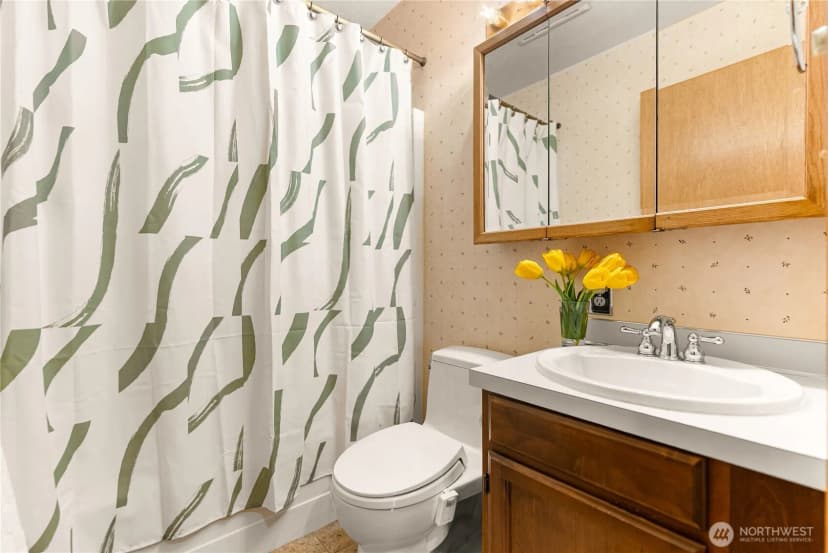 Property photo for 417 Perry Street, Winthrop photo 36