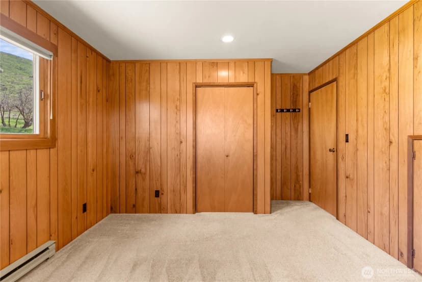 Property photo for 417 Perry Street, Winthrop photo 38