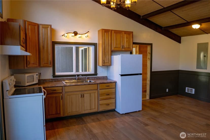 Property photo for 570 S Shore Road, Port Angeles photo 27