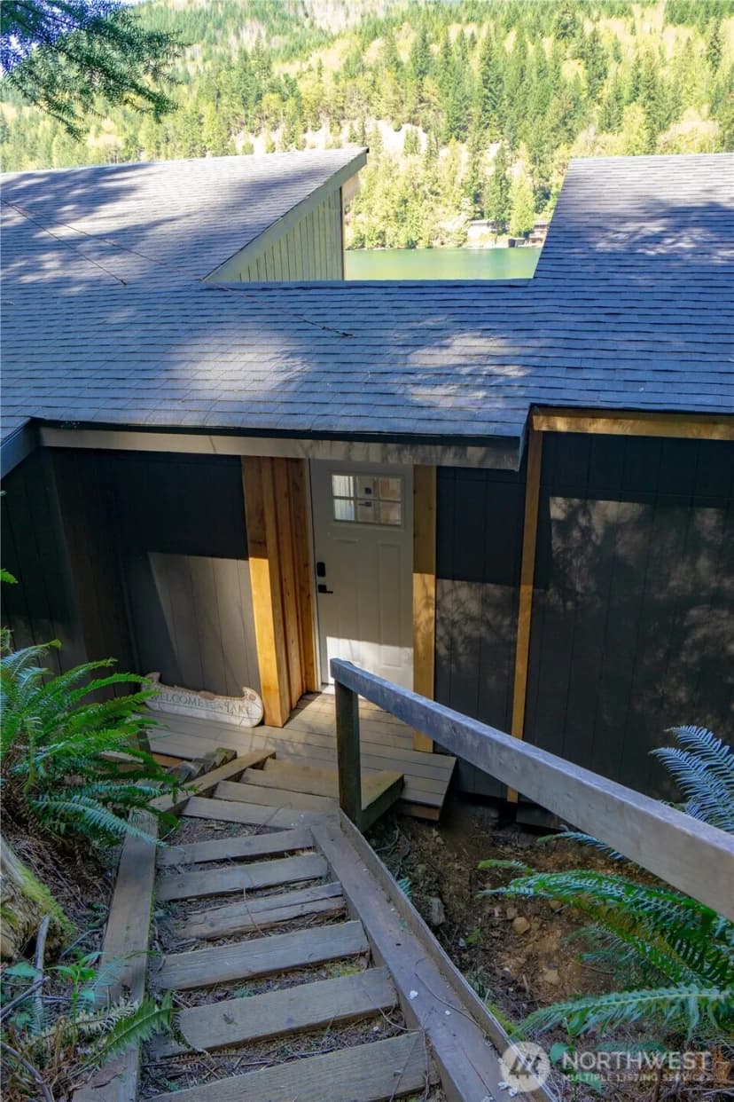 Property photo for 570 S Shore Road, Port Angeles photo 8
