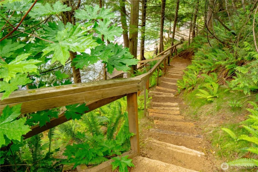 Property photo for 570 S Shore Road, Port Angeles photo 34