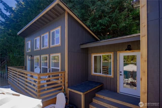 Property photo for 570 S Shore Road, Port Angeles photo 4