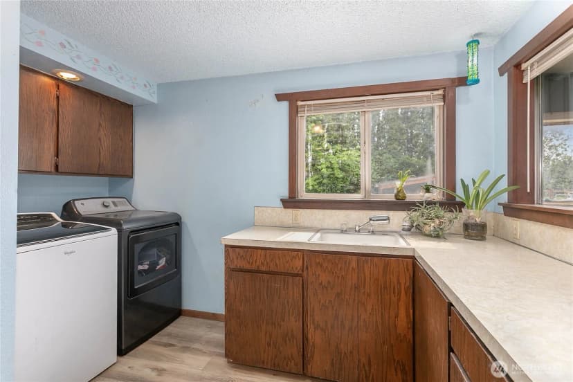 Property photo for 3257 E Badger Road, Everson photo 8