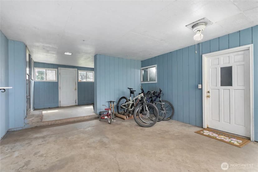 Property photo for 3257 E Badger Road, Everson photo 17