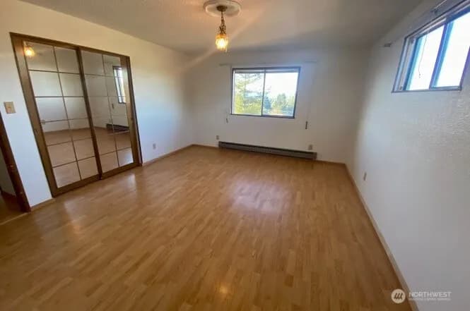 Property photo for 3700 Harbel Drive Ne, Bremerton photo 13